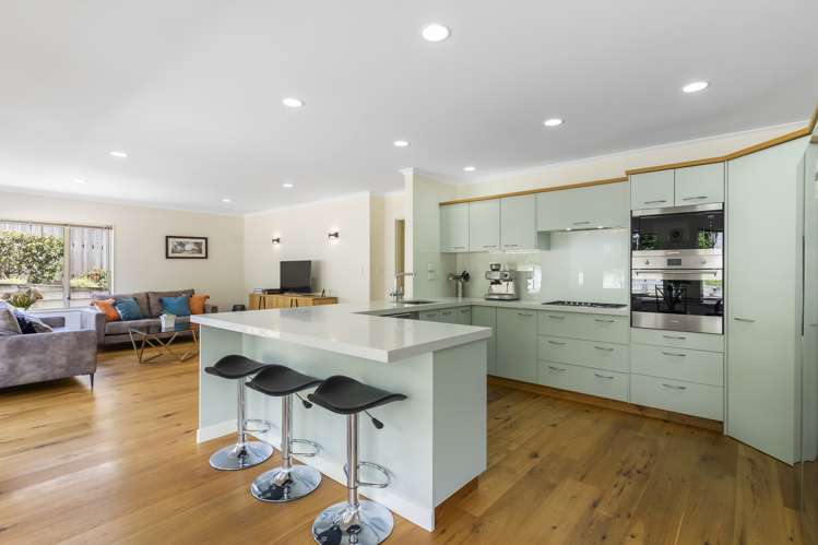 2 Hogarth Rise West Harbour_7