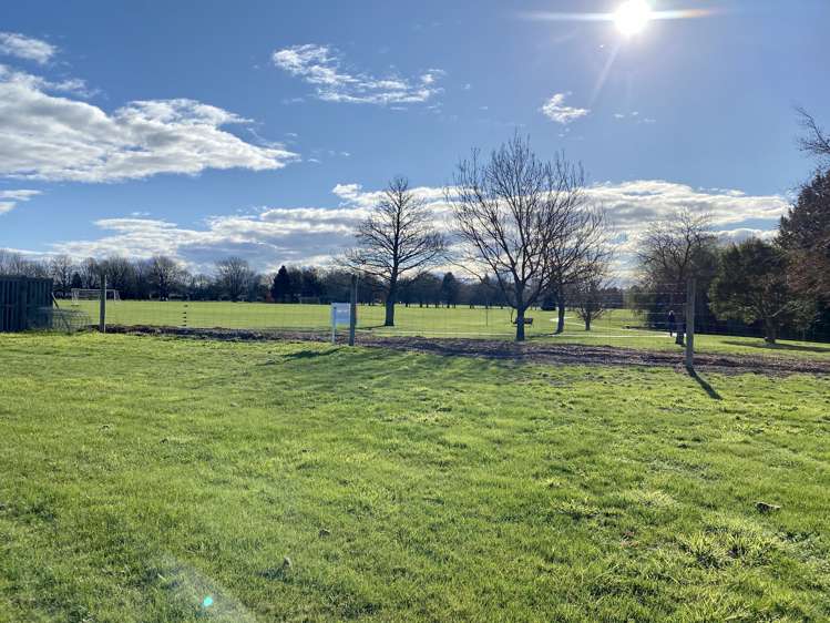 12 Alton Place Allenton_5