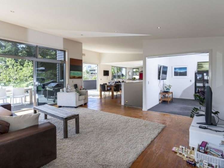 125 Chevron Crescent Whangamata_16