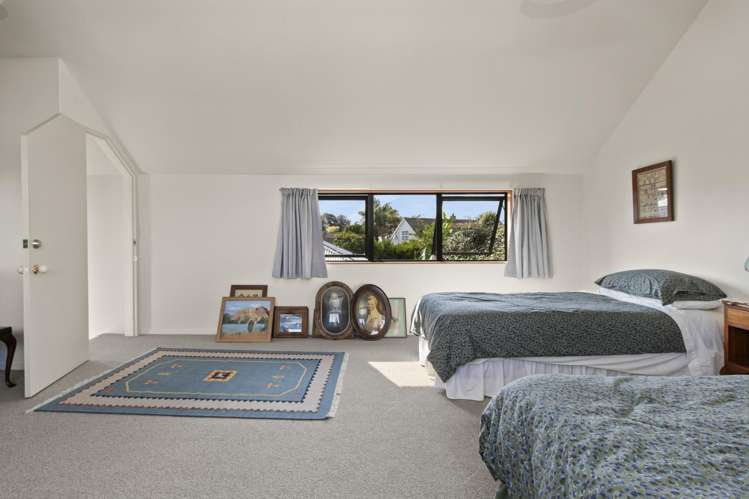 93 Taylor Street 11373_14