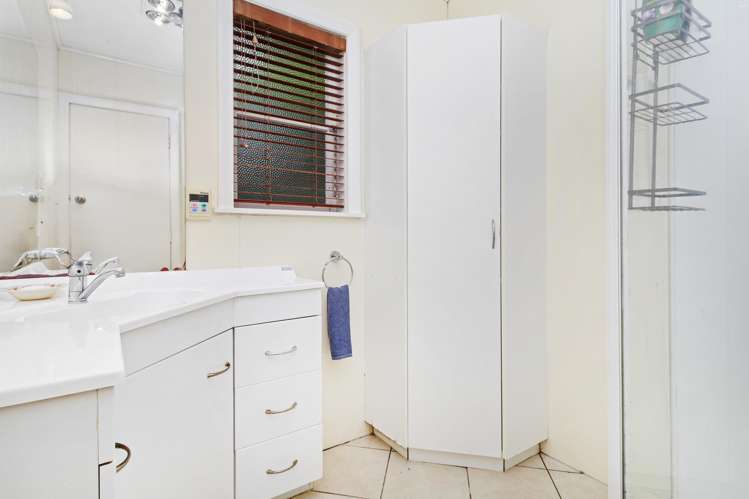 138 Hine Road Wainuiomata_12