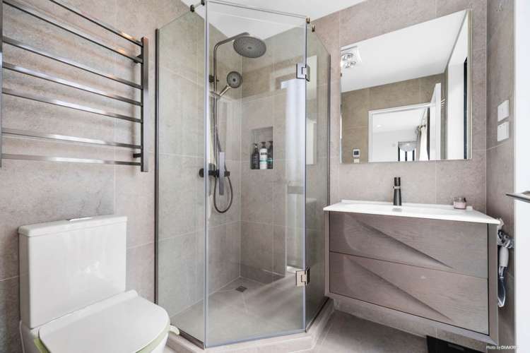 1/12 Tawera Road Greenlane_12