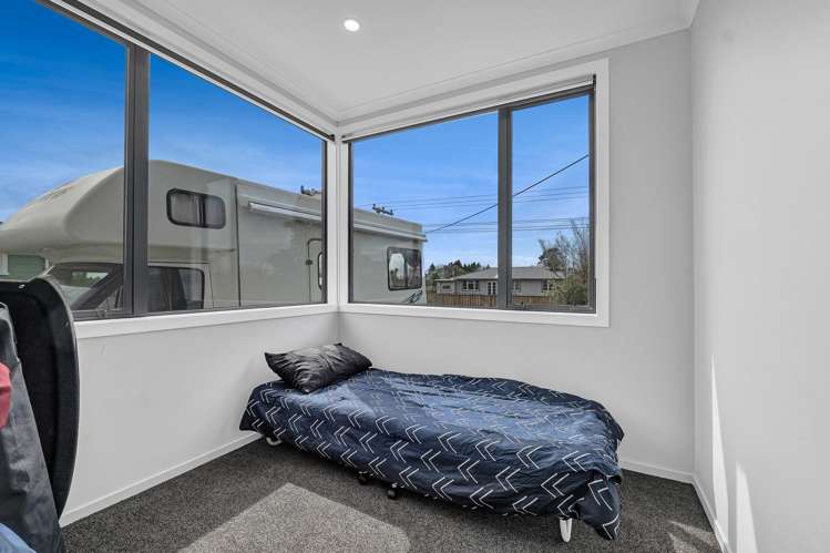 41 Swansea Road Stratford_16