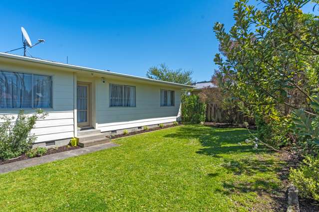 76 Brandon Street Featherston_1