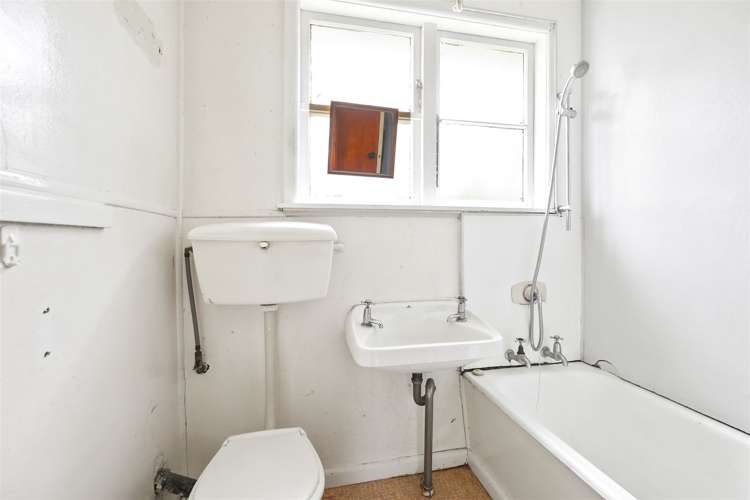 37 Ferry Road Hikutaia_13