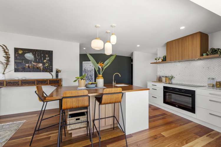 18 Upper Bow Street Raglan_6