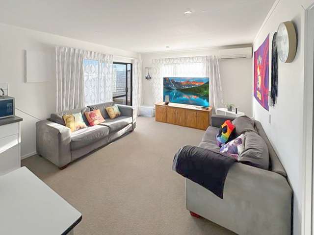 27 Hinemoa Street 10516_1