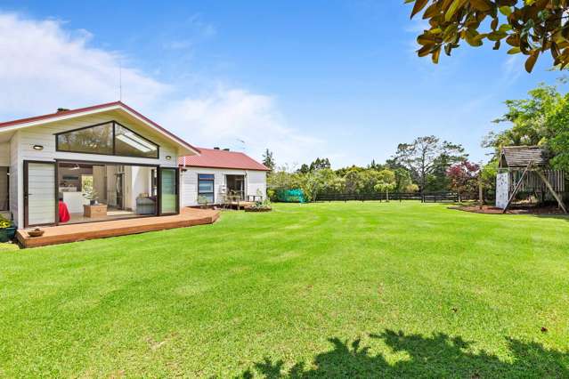 132 Motu Road Kumeu_3