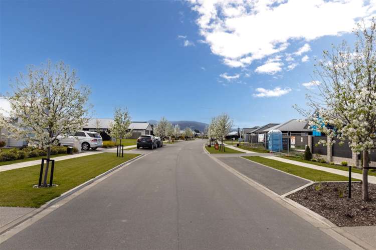 9 Granville Close, Rose Manor_0
