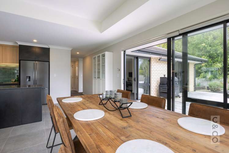 28 Leebank Crescent Riverhead_12