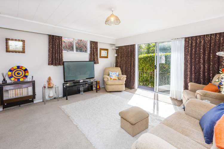 1/9 Denver Grove Totara Park_6