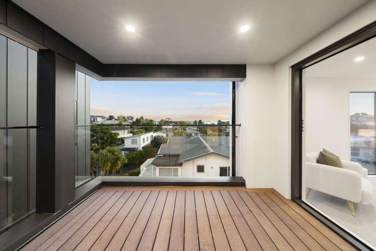 21 Northumberland Avenue Hauraki_3