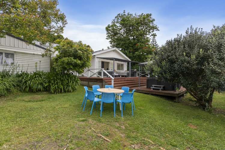 98 Hill Road The Gardens_29