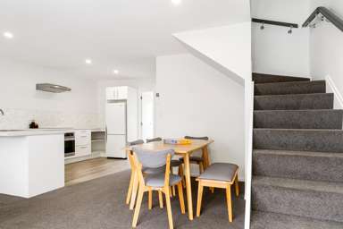 3/324 Worcester Street_4