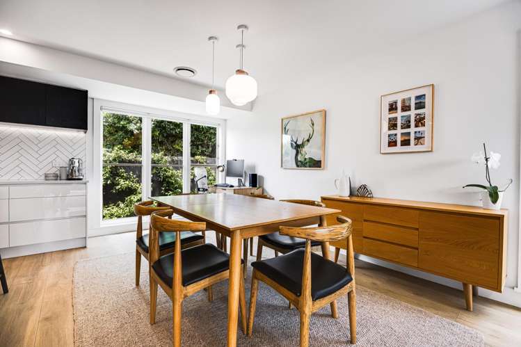 2A Whites Way Ellerslie_2