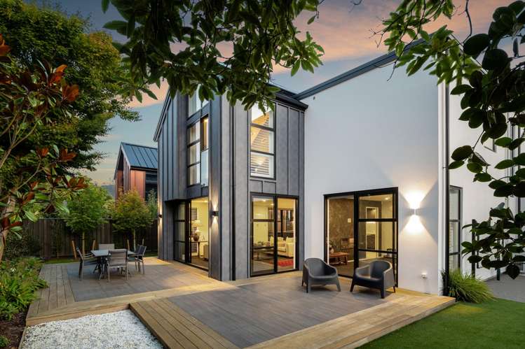 22A Wroxton Terrace Merivale_27