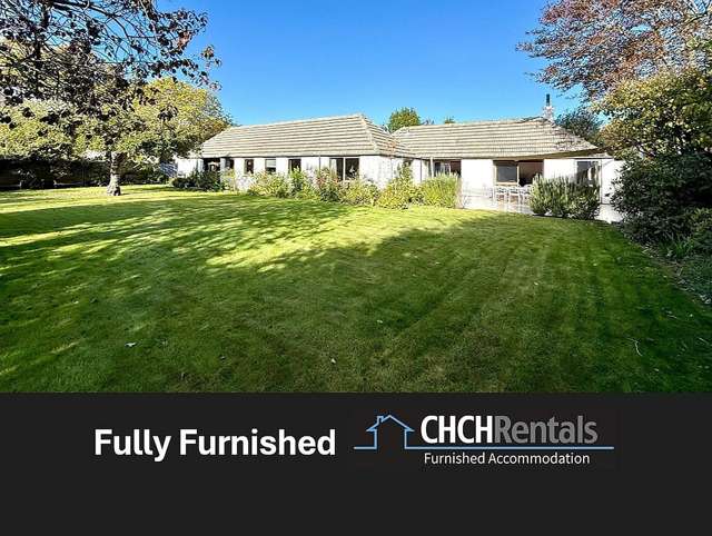 FULLY FURNISHED EXECUTIVE LIVING FAMILY HOME IN SUPERB LOCATION!