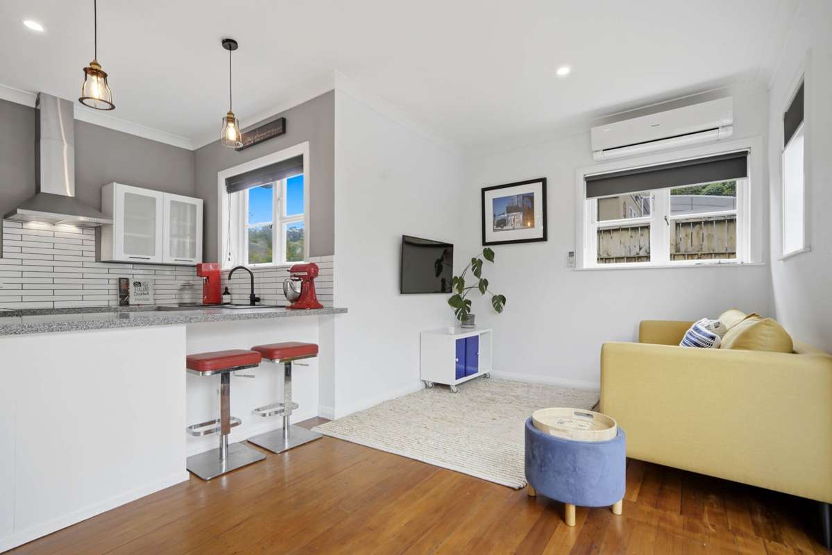 2/2/14 Hogans Road_3