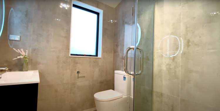 12 Tannaghmore Drive Flat Bush_4