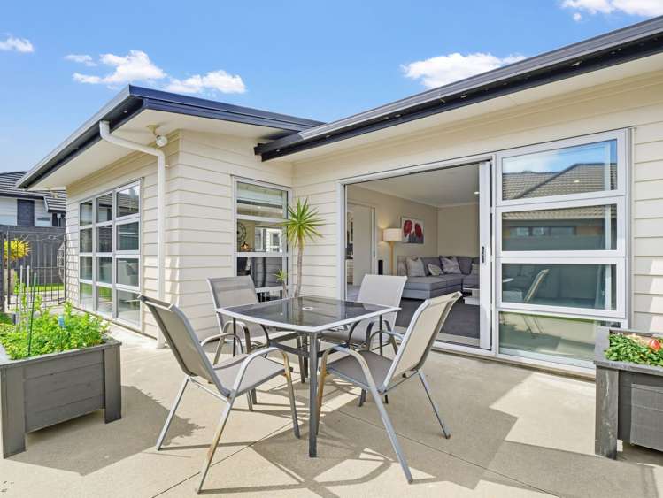 9 Majestic Way Kelvin Grove_14