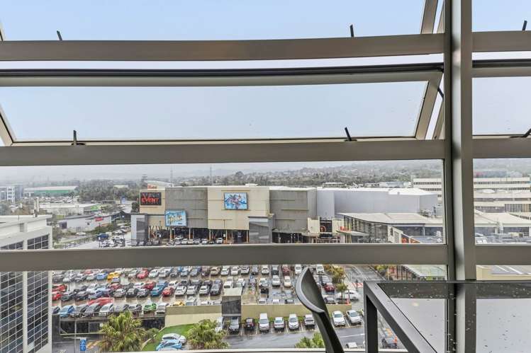 807/17 Amersham Way Manukau_9