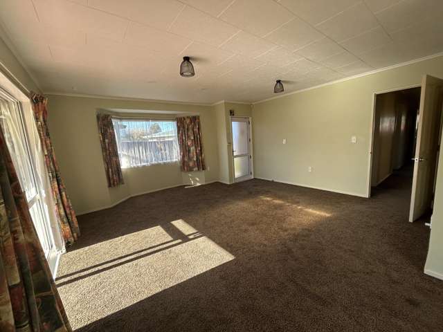 8 Hogg Crescent 10754_2