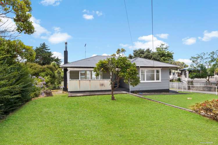 2102 Great North Road Avondale_13