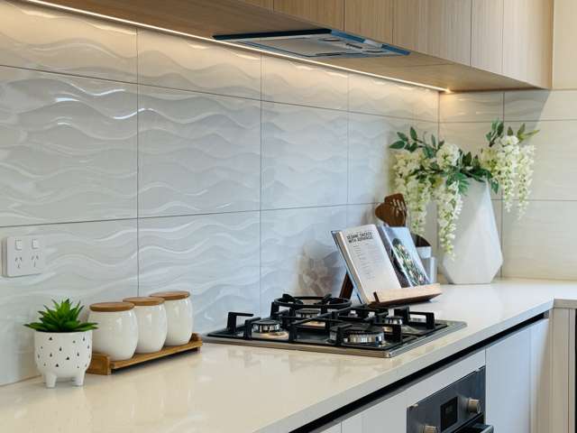 121C Vodanovich Road Te Atatu South_1