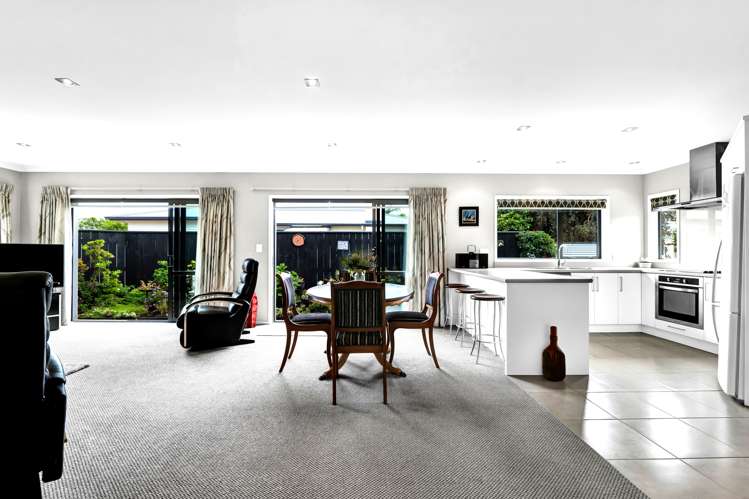 1/276 Mangorei Road Merrilands_1