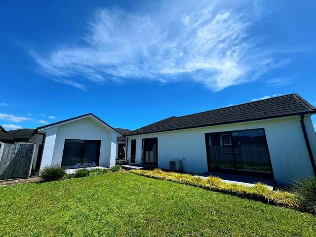 14 Batten Drive 2743_2