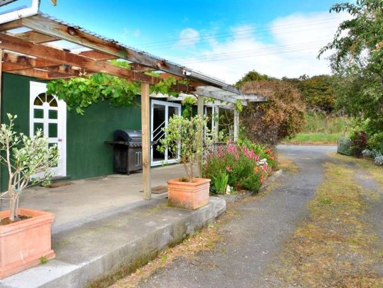 7 Connor Place Taieri Mouth_6