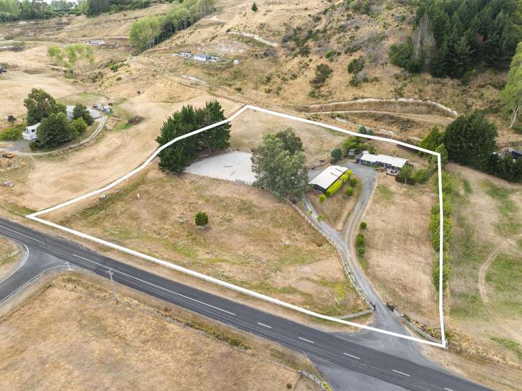 1000 Mapara Road Kinloch_24