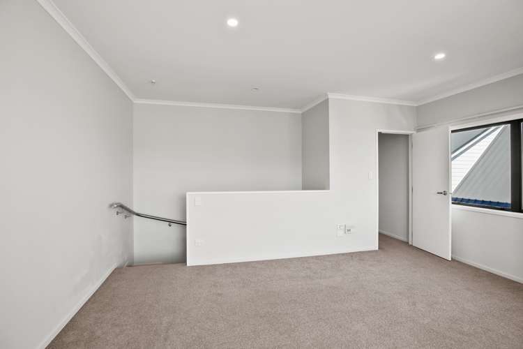 1/16 Jones Crescent Melville_10