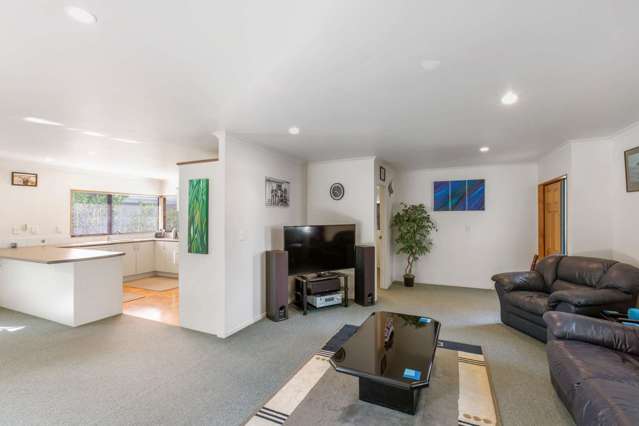 19 Donald Street Stanmore Bay_4