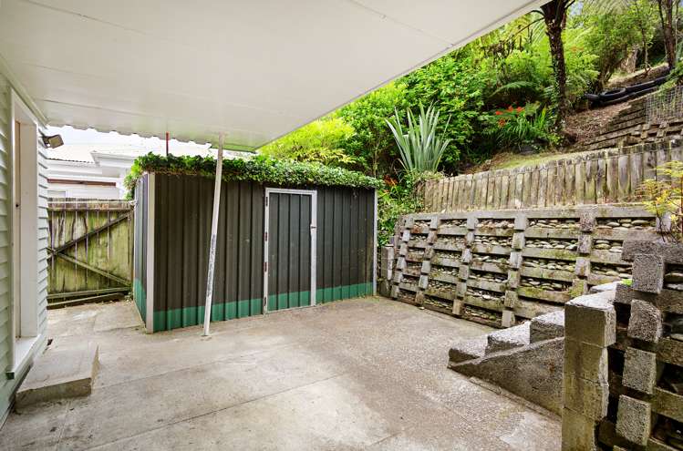 19 Morrison Grove Stokes Valley_14