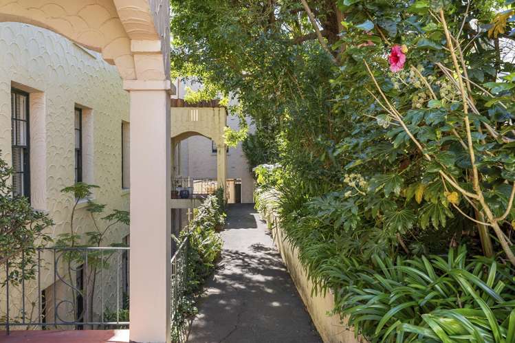 1/128 Newton Road Eden Terrace_13