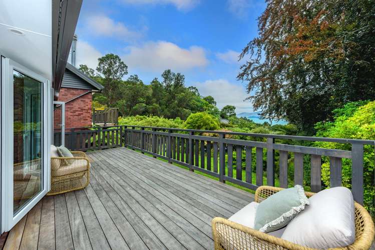 1 Zephyr Terrace Governors Bay_12