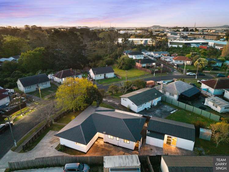 34 Antrim Crescent Otara_35