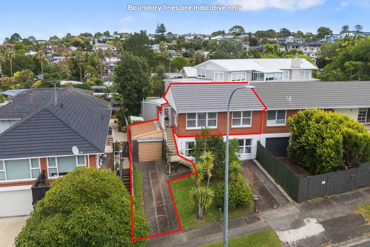 2/11 Felton Mathew Avenue_0