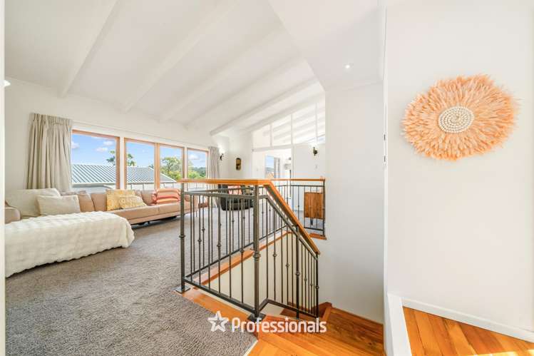 215 Whites Line East Waiwhetu_7