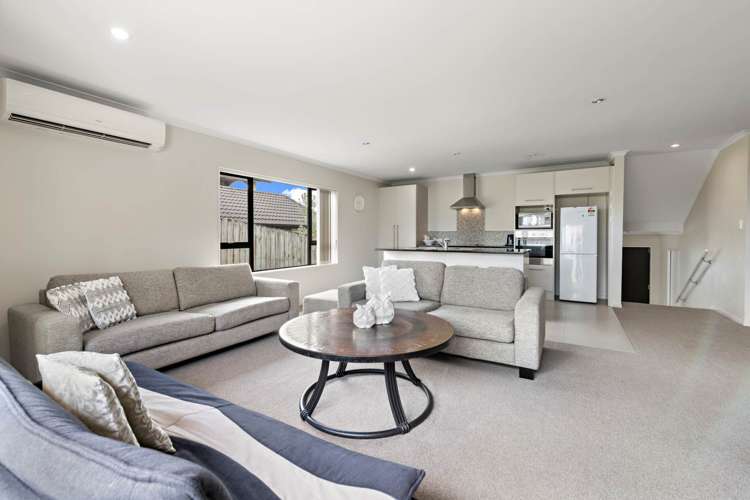 11 Kokako Rise Papakura_6