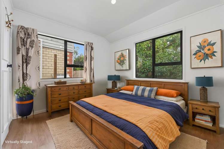 13 Memorial Avenue Mount Roskill_11