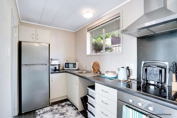 16 & 16A Lancewood Avenue Melville_13