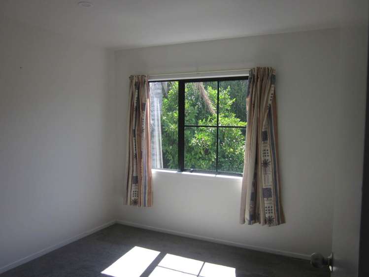 5/69 Target Road Totara Vale_11