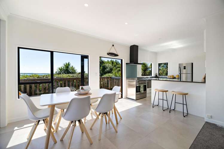 14 Violet Street Riverton_14