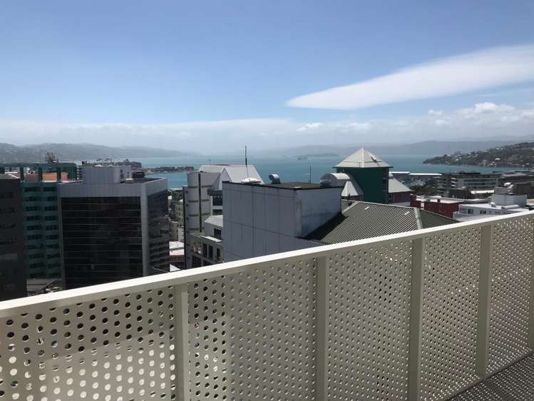 1701A/111 Dixon Street 2185_2