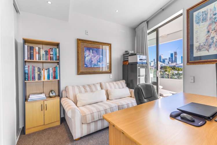 305/88 The Strand Parnell_14