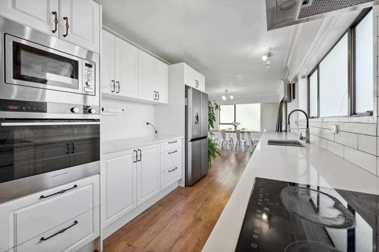 8 Ian Place Glendene_22