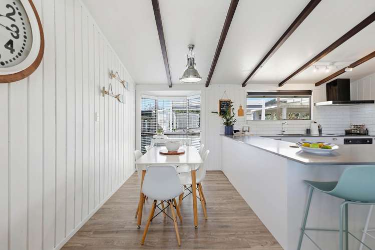 6 Vela Place Clarks Beach_10