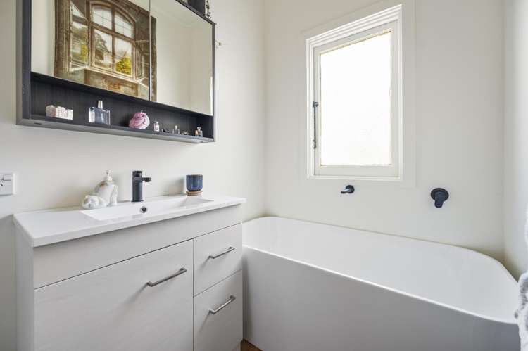 10 Railway Road Whakatu_10